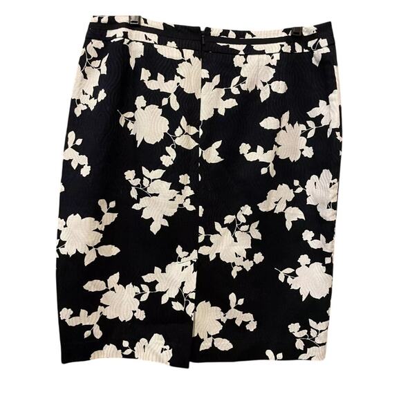 TALBOTS Womens Navy Blue Black & White Floral Pencil Skirt - Sz 8 NWOT - Picture 6 of 6